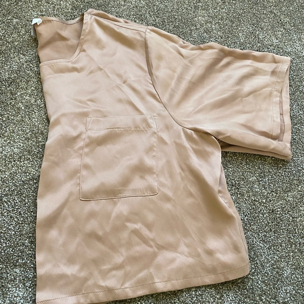 NWOT Lunya washable silk crop tshirt size L - Picture 7 of 10